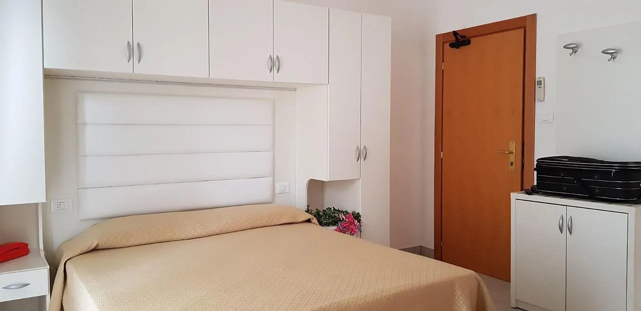 Hotel Basilea Bellaria-Igea Marina 3*,